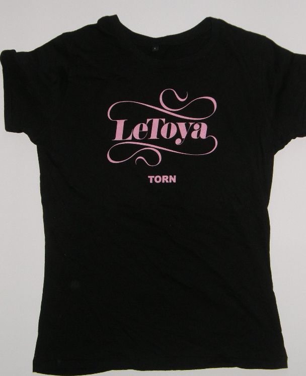 Torn - Letoya